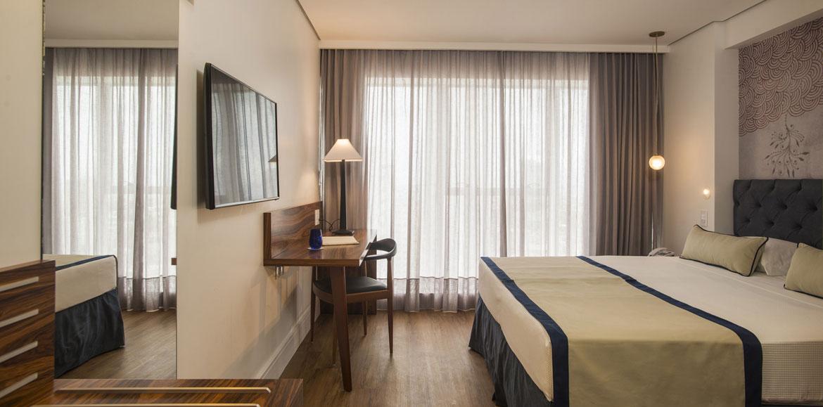 Hotel Luzeiros Ресифи Экстерьер фото A room at the hotel
