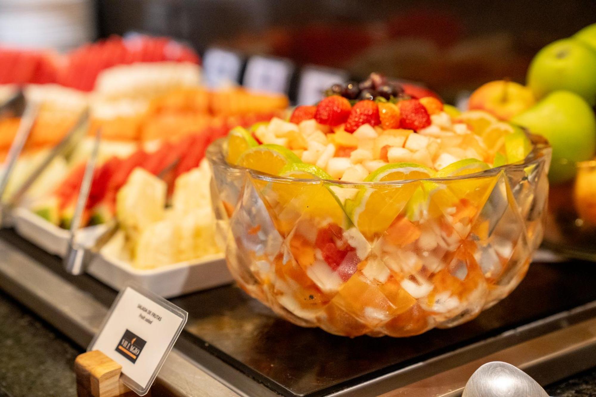 Hotel Luzeiros Ресифи Экстерьер фото Fruit salad